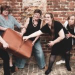 Ein Koffer voller Geschichten - ein fabulöser Erzählabend